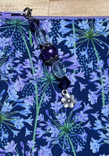 Load image into Gallery viewer, Gypsy Flutter pouch with boxed bottom - 19cm x 14cm with Zip Charm