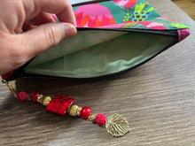 Load image into Gallery viewer, Lorikeet Pouch with boxed bottom - 19.5cm x 14cm with Zipper Charm