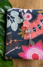 Load image into Gallery viewer, Floral Pouch with boxed bottom - 19.5cm x 14cm with Zipper Charm