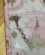 Load image into Gallery viewer, 13” X 10 ” Inch HP Vinyl Front Portfolio Bag