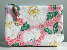 Load image into Gallery viewer, Sonia's Needle & Thread Accessory Pouch Cross Stitch Storage