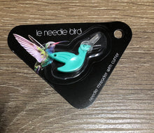 Load image into Gallery viewer, Hummingbird Le Needle Bird Needle Threader with Cutter