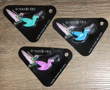 Load image into Gallery viewer, Hummingbird Le Needle Bird Needle threader
