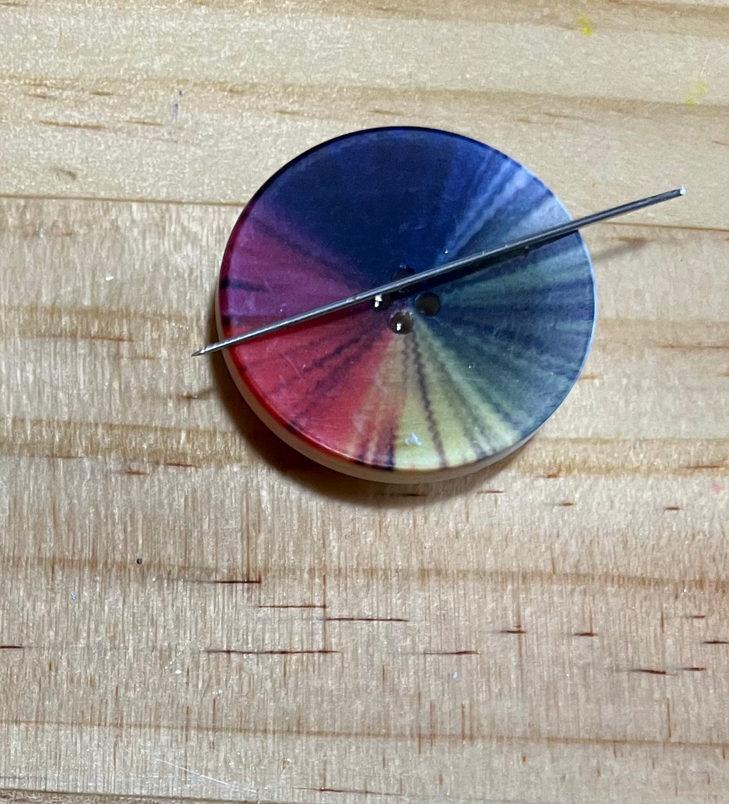 Rainbow Retro Needle Minder