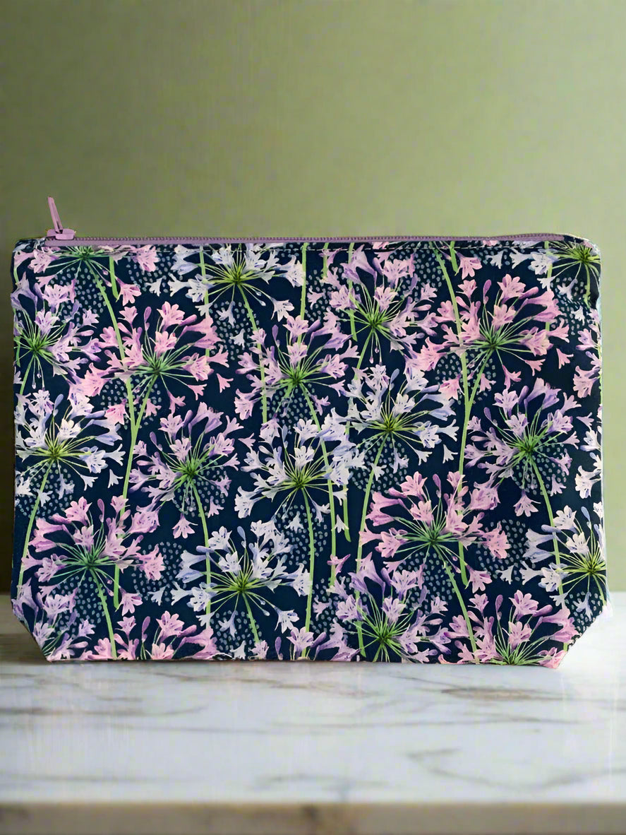 Gypsy Flutter pouch with boxed bottom - 19cm x 14cm with Zip Charm