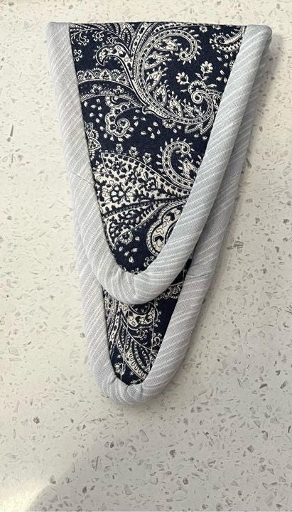 Scissor Case - Paisley - Embroidery Scissors