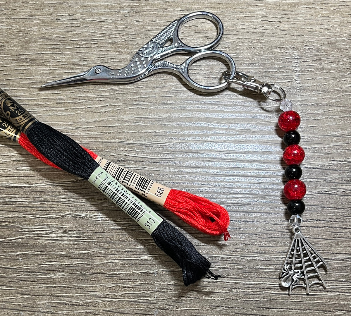 Spider Scissor Fob – Sonia's Needle & Thread
