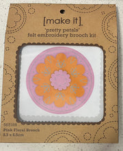 Load image into Gallery viewer, Pink Floral Brooch - Pretty Petals Felt Embroidery Brooch Kit Make It 585188
