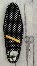 Load image into Gallery viewer, Scissor Case - White Daisy &amp; Polka Dot - Embroidery Scissors
