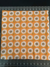 Load image into Gallery viewer, 15” X 14 1/2” Inch Retro Sunflowers Project bag - With Inside Pocket

