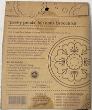 Load image into Gallery viewer, Yellow Floral Brooch - Pretty Petals Felt Embroidery Brooch Kit Make It 585186
