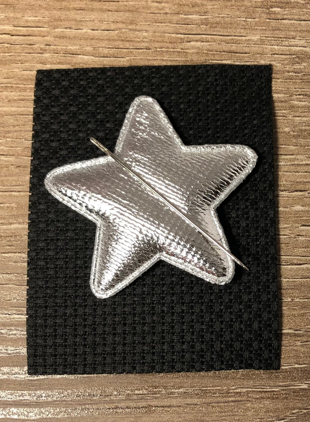 Silver Star Needle Minder